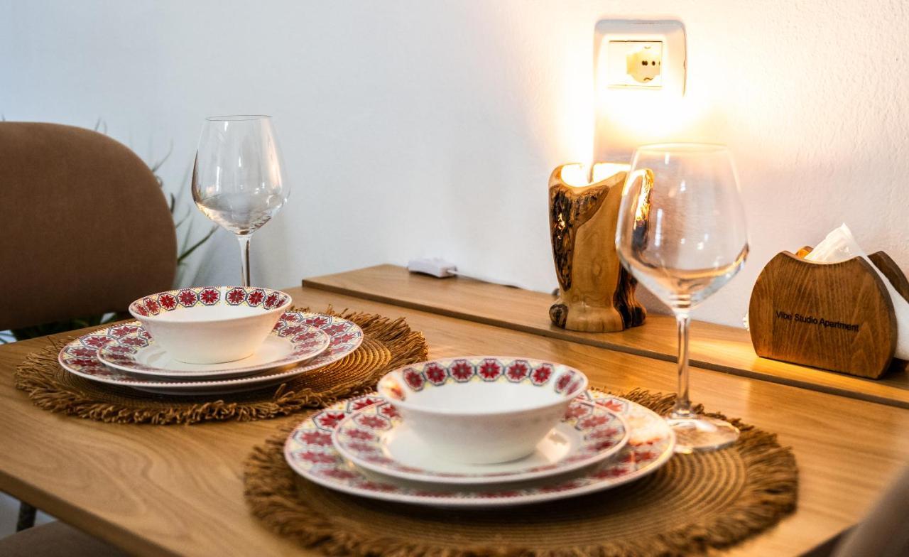 Vibe Studio Apartment Tirana Buitenkant foto