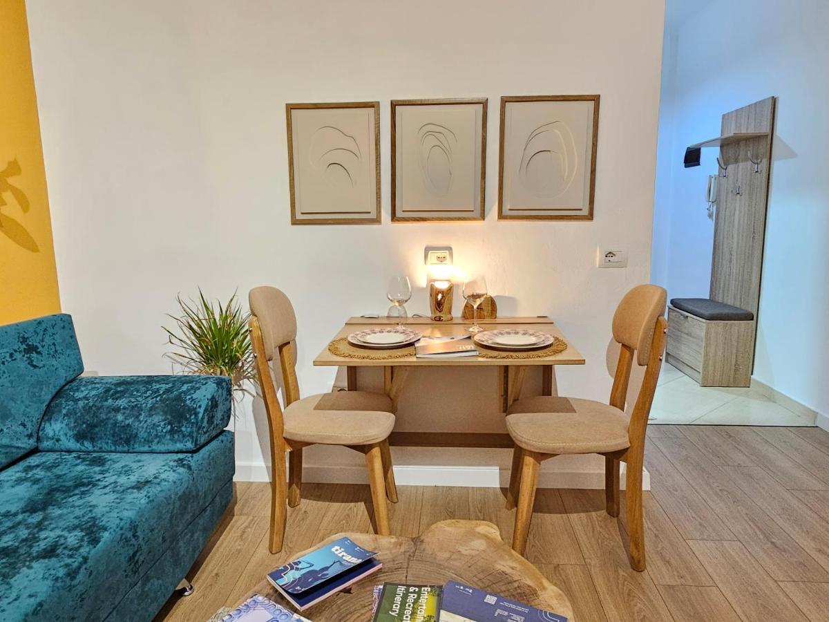 Vibe Studio Apartment Tirana Buitenkant foto